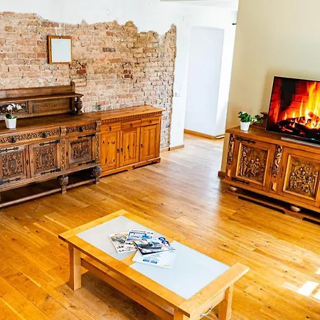 Old Town With Free Parking ريغا